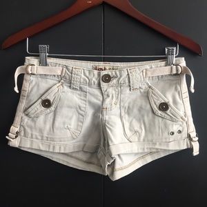 L.e.i Shorts (Bundle any 3 shorts/skirt/dress $15)